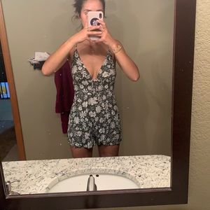 NWT Pull & Bear Green Floral ROMPER
